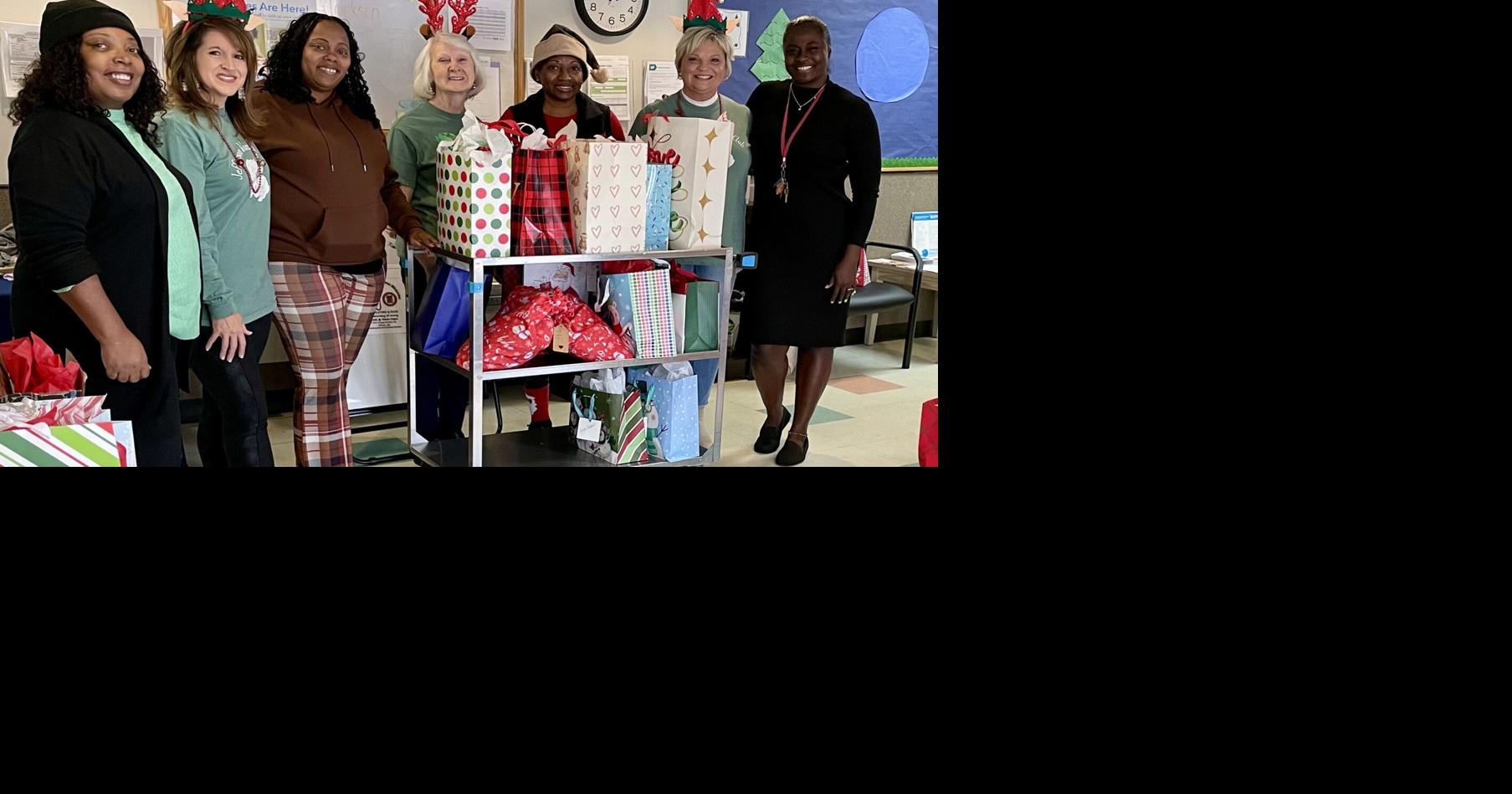 Jefferson Woman’s Club delivers gifts to Easter Seals North Georgia children