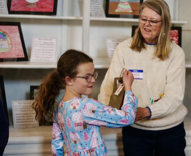 PHOTOS Braselton Woman's Club recognizes Bramlett Elementary School