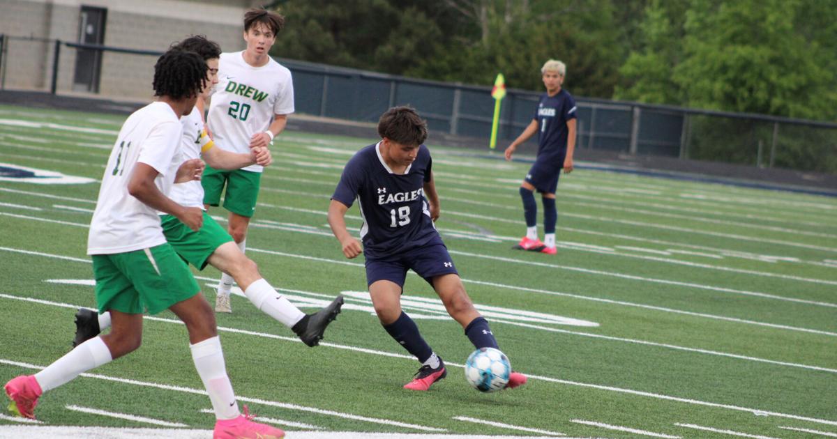 East Jackson's boys soccer team loses playoff game against Drew Charter
