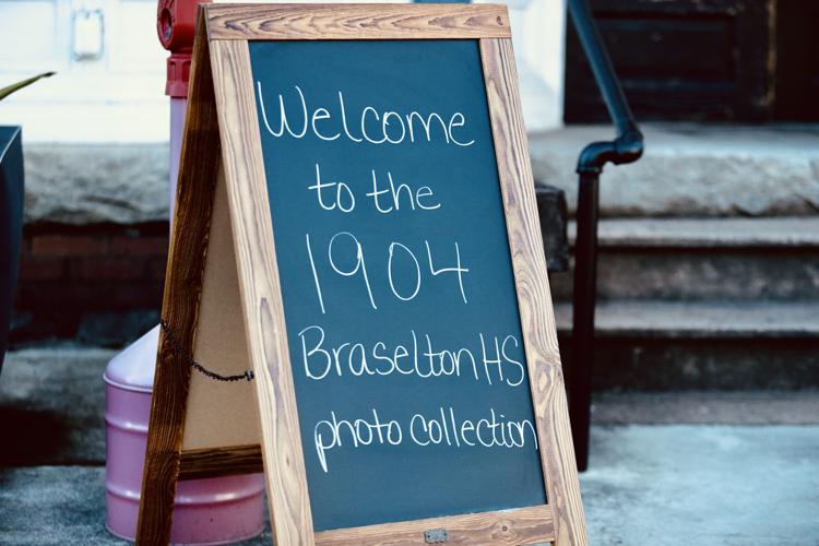 PHOTOS Braselton High School photo collection day Features