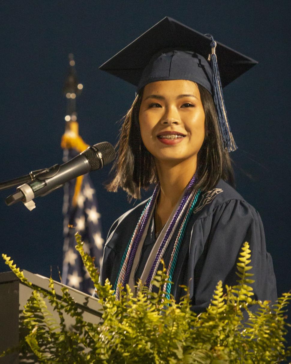 CLOSES CEREMONY