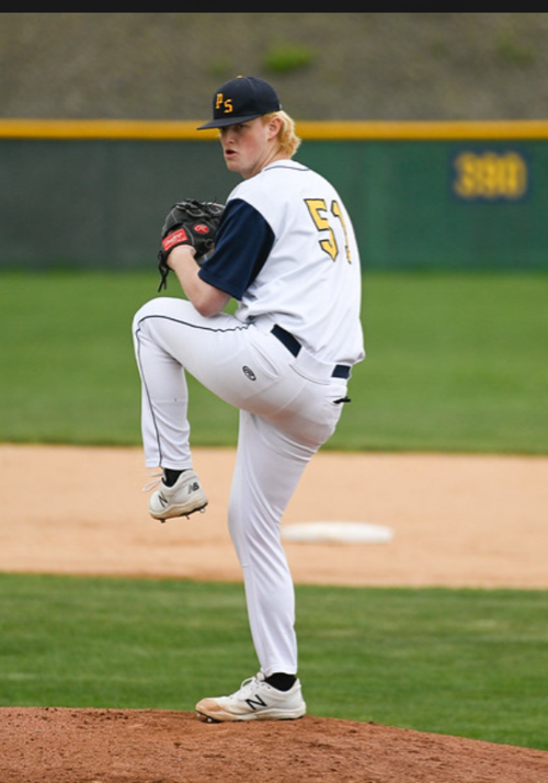 PHOTO: Former Panther Jared Adams picks up two wins