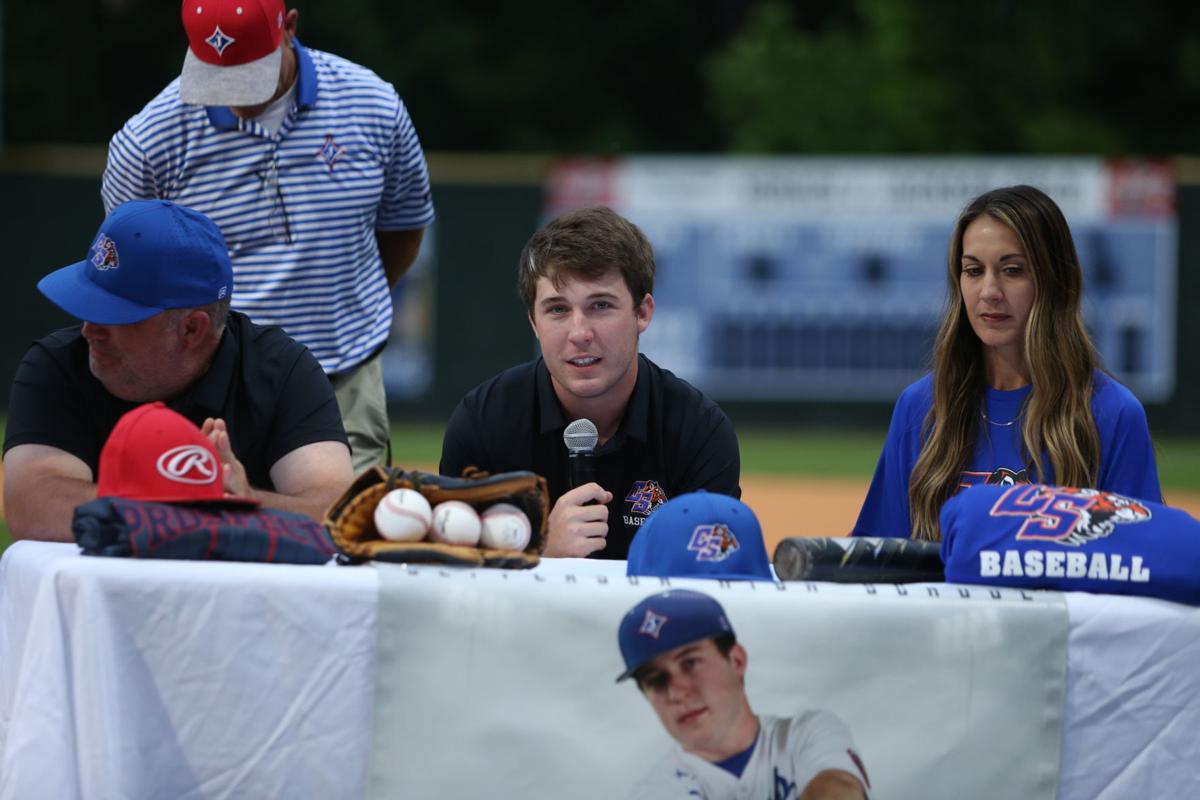 SELLERS SIGNS WITH CHATTANOOGA STATE
