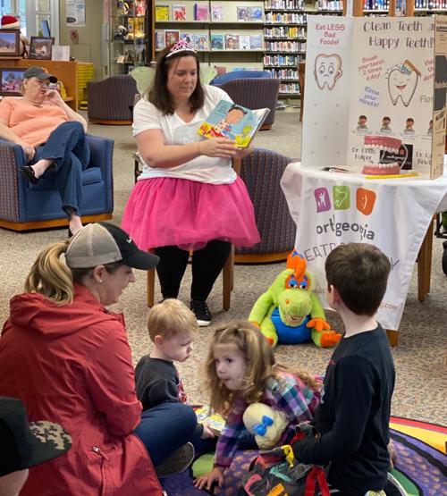 Braselton Library celebrates Dental Health Month