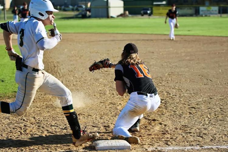Ouachita vs. Magnet Cove baseball pic.