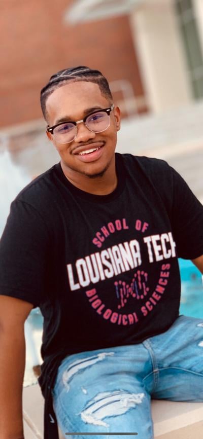Brownlee scholarship pic.