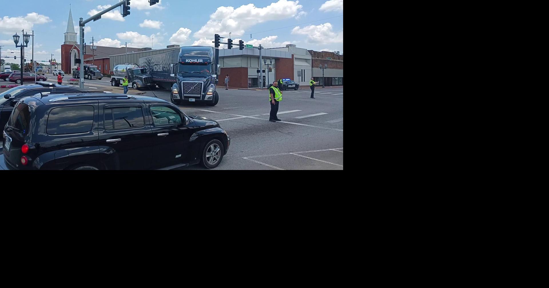 Wreck in downtown Malvern