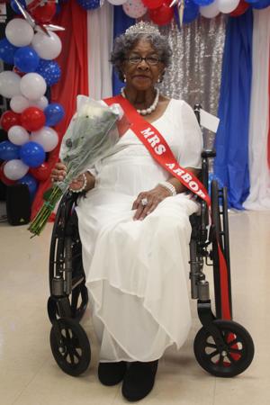 Arbor Oaks ladies shine brighter than the sun during facility's 2024 Beauty Pageant