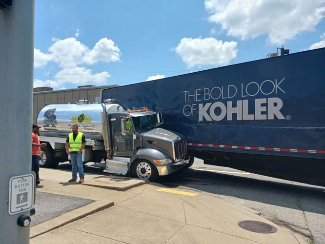 Wreck in downtown Malvern Photos & Videos