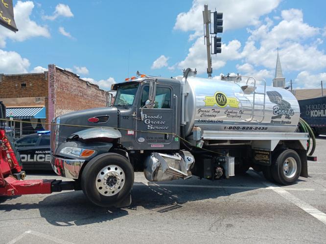 Wreck in downtown Malvern Photos & Videos