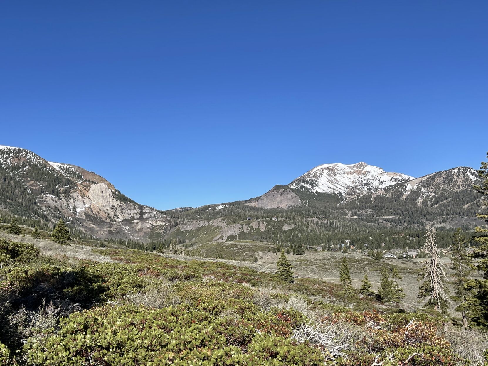 Mammoth On Edge As Fire Threat, Record Visitation Looms | News ...