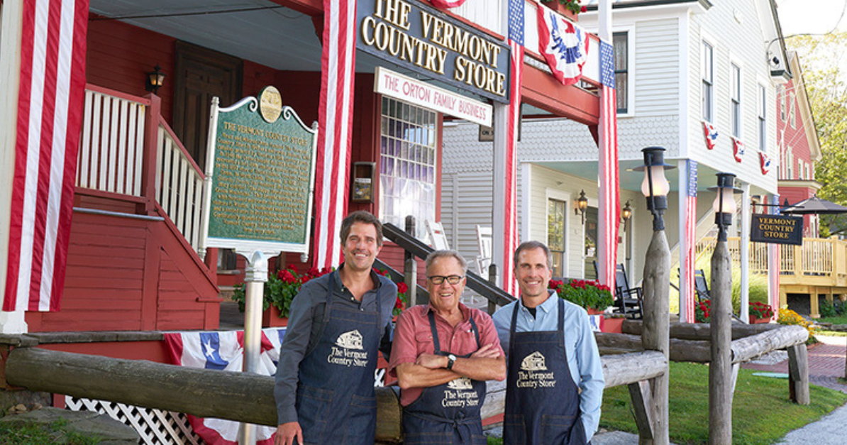The Vermont Country Store recognized with new Vermont roadside historic marker
