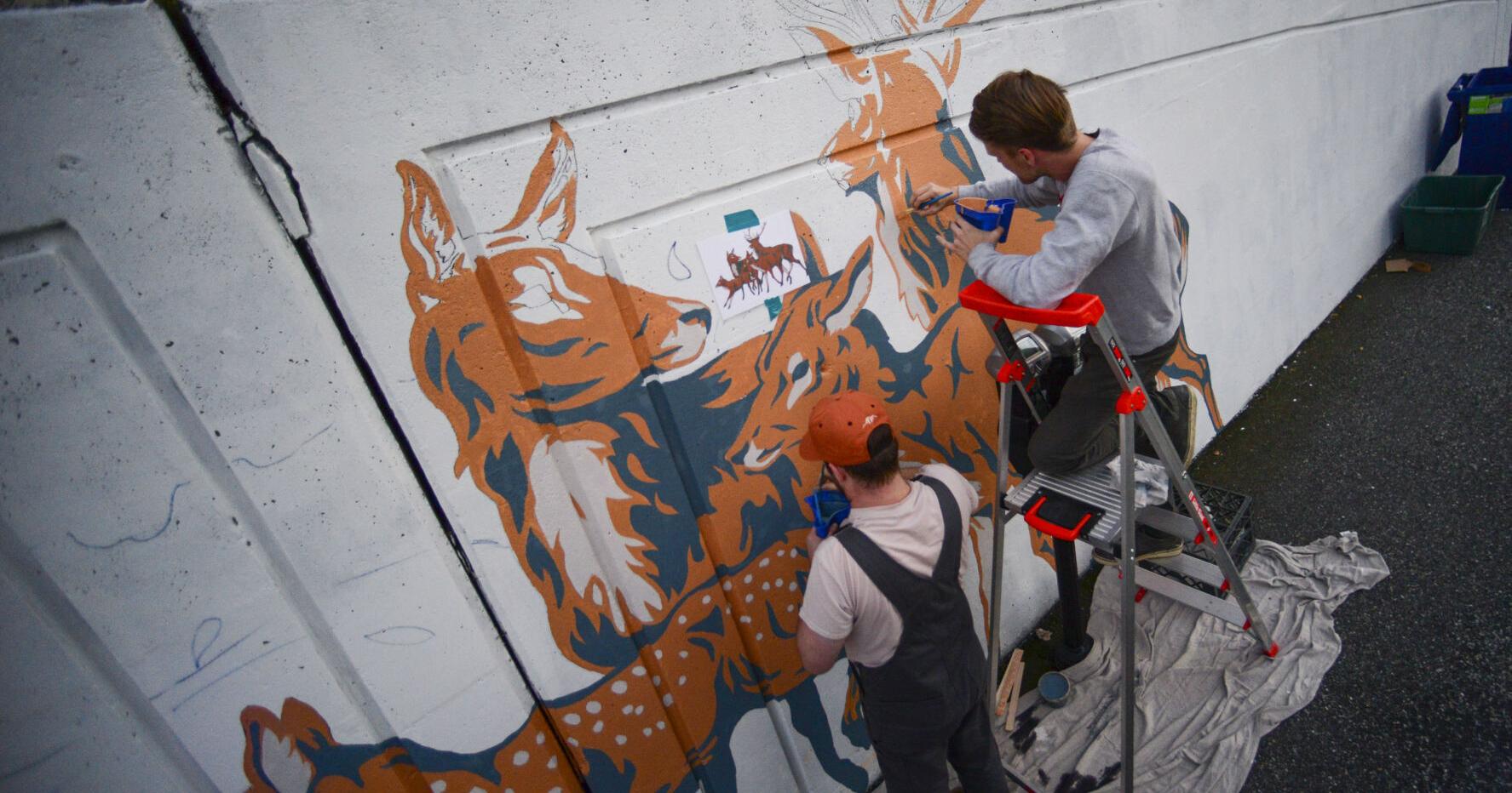 New mural taking form on High Street - Vimarsana News