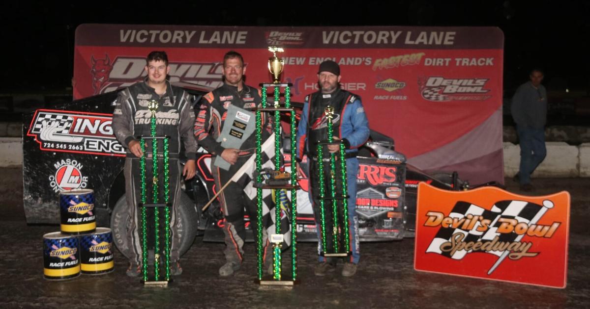 Calabrese cruises to victory in the Fabian Earth Moving Vermont 200, Manchester's Towslee claims second