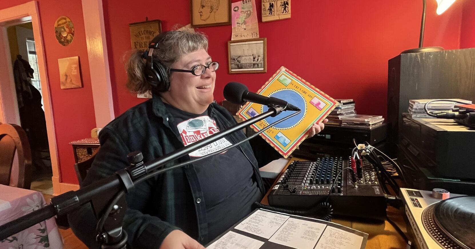 Radio 'Wreck': Local DJ launches show on popular streaming channel - Vimarsana News