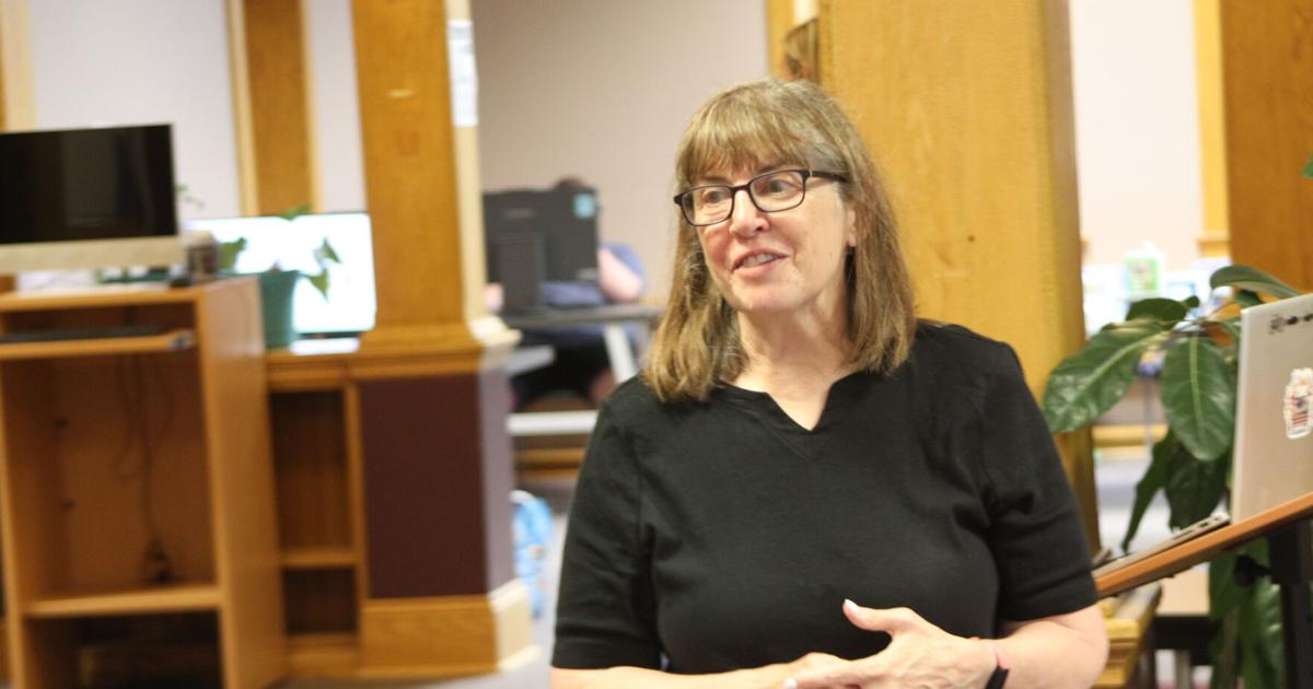 West Delaware graduate discusses latest book