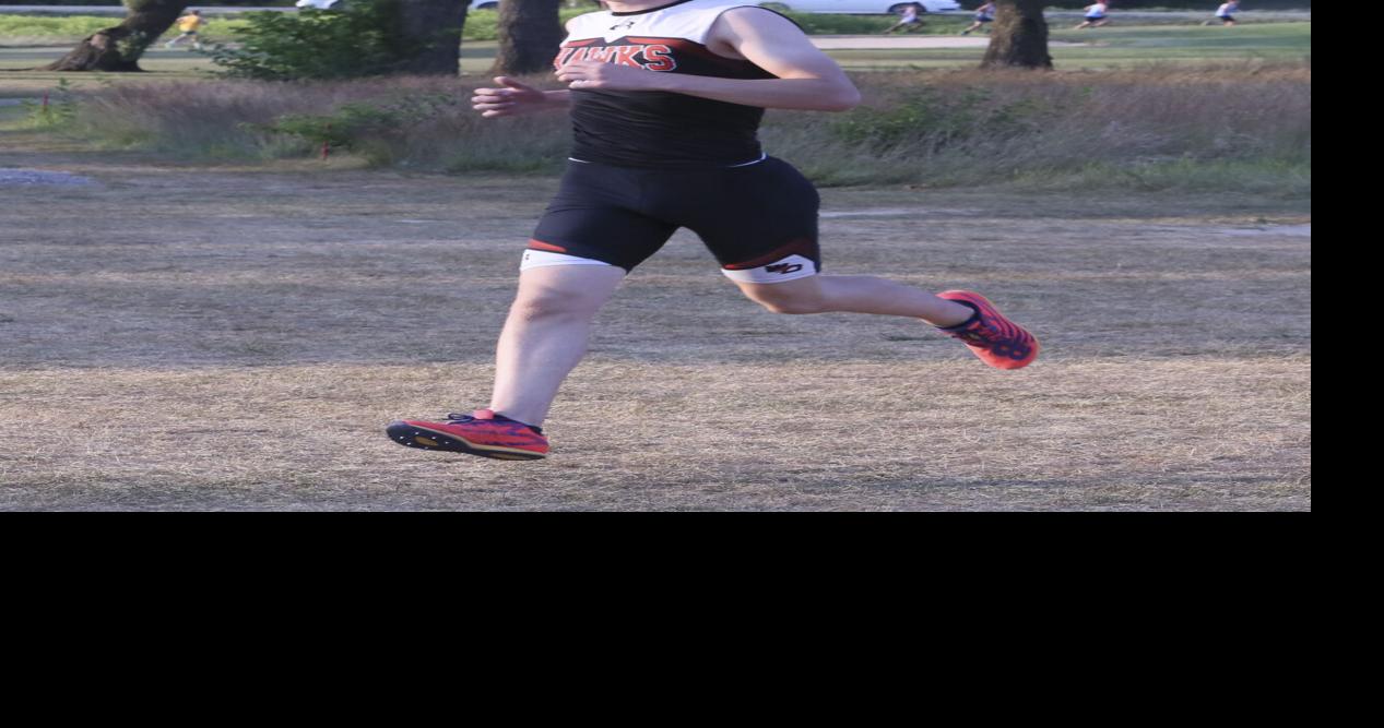 Hawk boys finish seventh at Oelwein Sports