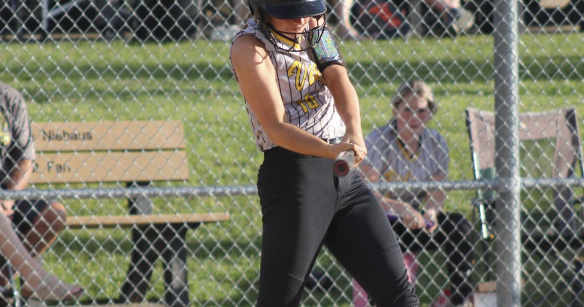Vikings win three of four