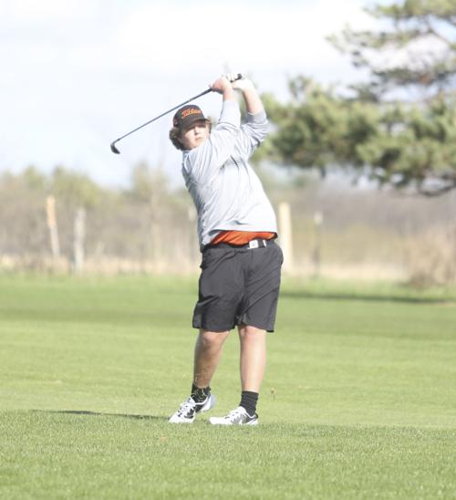 mpx-04212021-spt-hawk-boys-golf-812A0094.jpg