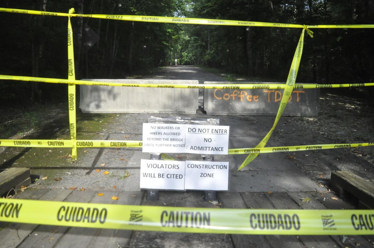 Old Stone Fort S Historic Truss Bridge Closed Local News Manchestertimes Com