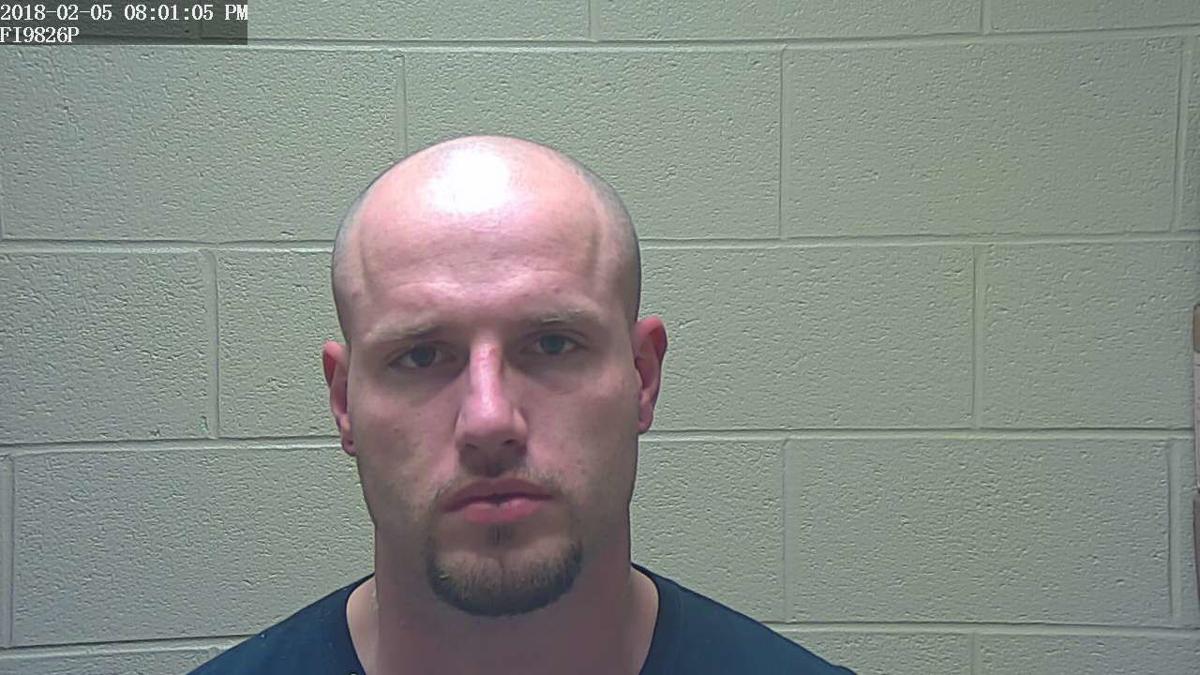 Coffee County Deputy Arrests Two Felons On Monday Local News Manchestertimes Com