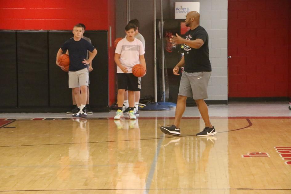 Boys Basketball Tryouts Sports Manchestertimes Com