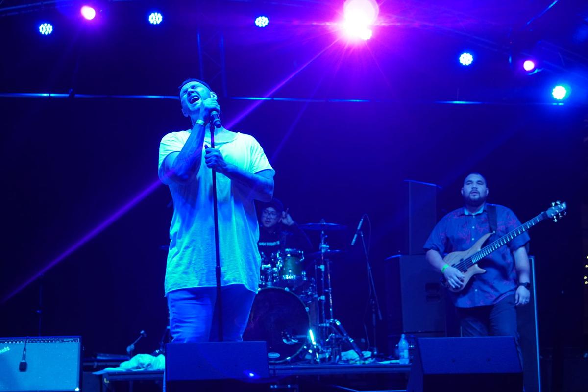 Sammy Johnson Makes Aloha Bash Fall In Love Features Manoanow Org