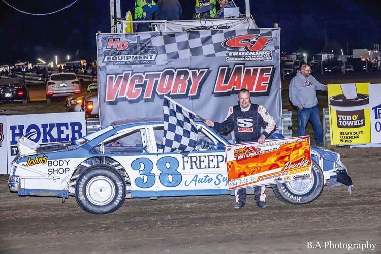 Iowa Dirt Nationals sets records at local speedway Sports