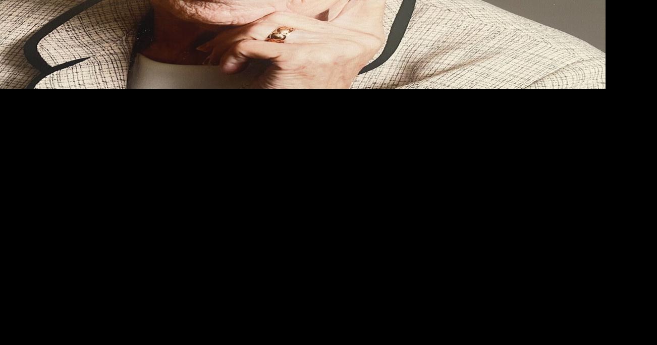 Elaine Weis Obituaries