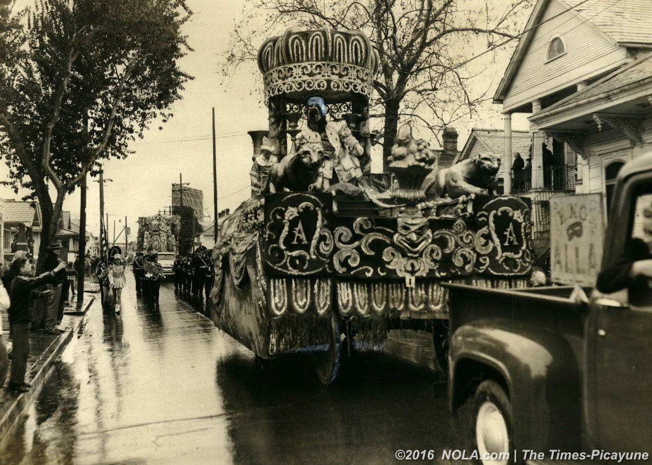 Vintage Mardi Gras photos from the 1950s | | mardigras.com