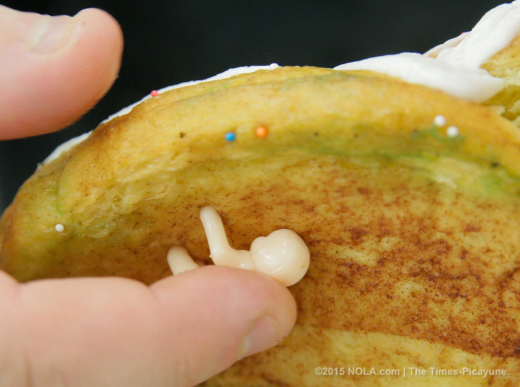 King cake 101 How to bake �em, buy �em or host a party to