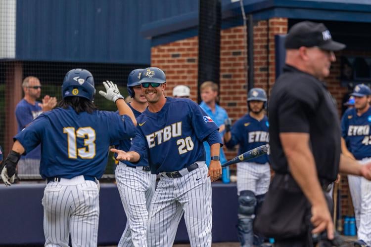 College Baseball ETBU wins NCAA regional tournament over Trinity