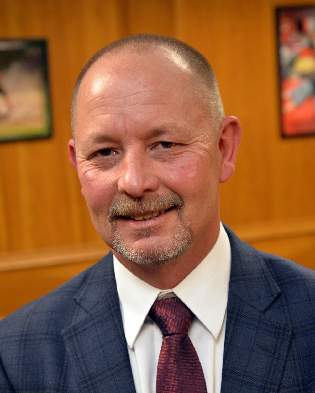 Brian Gray chosen as lone finalist for White Oak ISD superintendent job