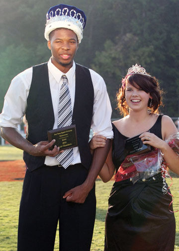 ETBU homecoming king, queen crowned