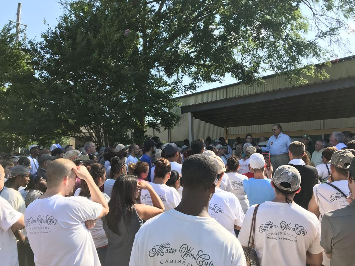 Master Woodcraft Cabinetry In Marshall S To Acpi Hands Out Master Woodcraft Cabinetry In Marshall S To Acpi Hands Out Employee Bonuses News Marshallnewsmessenger