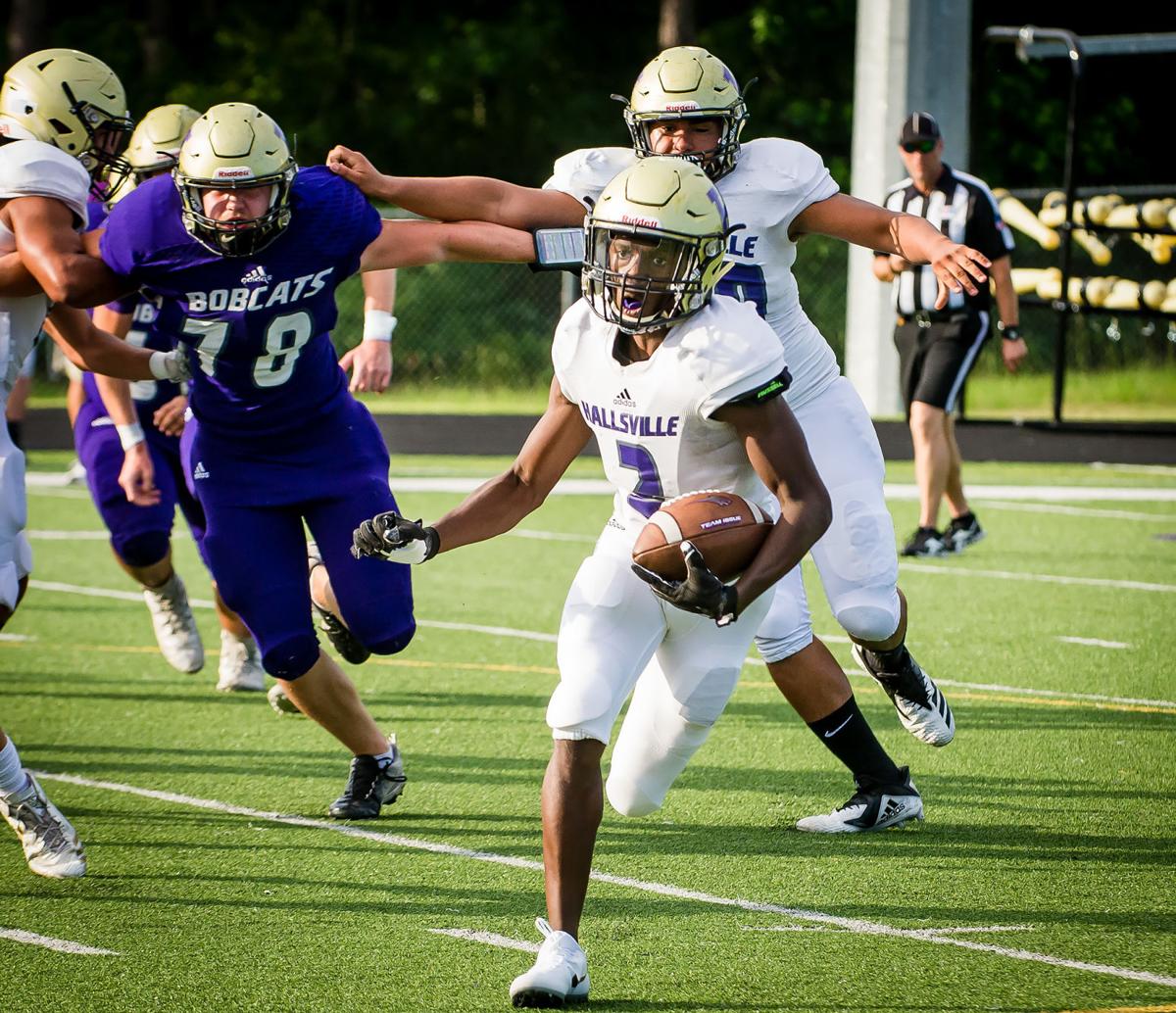 Hallsville White Team Defeats Purple 21 13 Sports