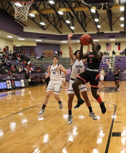 Outright District Title Slips Away From Mavs With Loss To Panthers