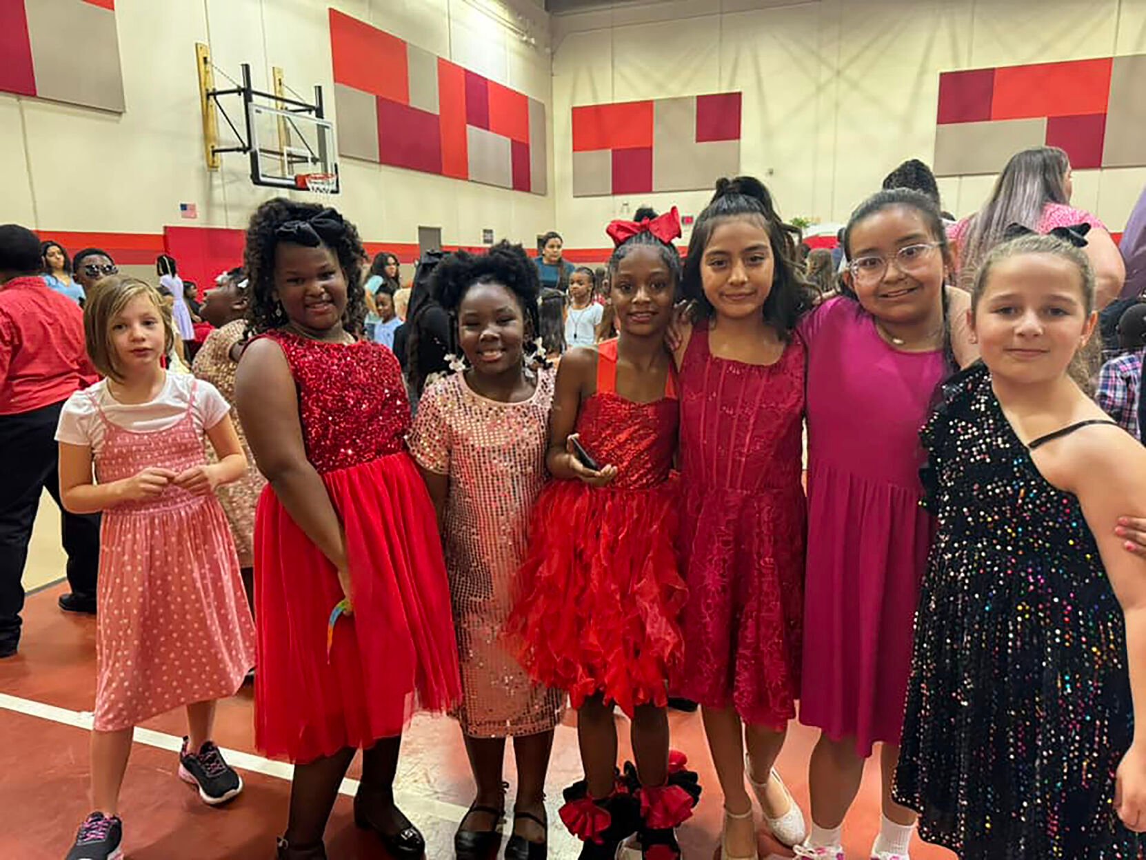 PHOTOS: William B. Travis Elementary School Hosts Annual Sweetheart ...