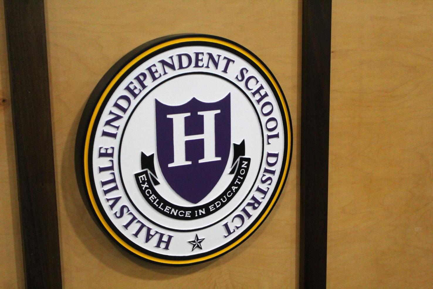 Hallsville ISD tables discussion on 202425 academic calendar News