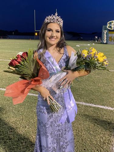 Harleton High School crowns 2021-22 homecoming queen