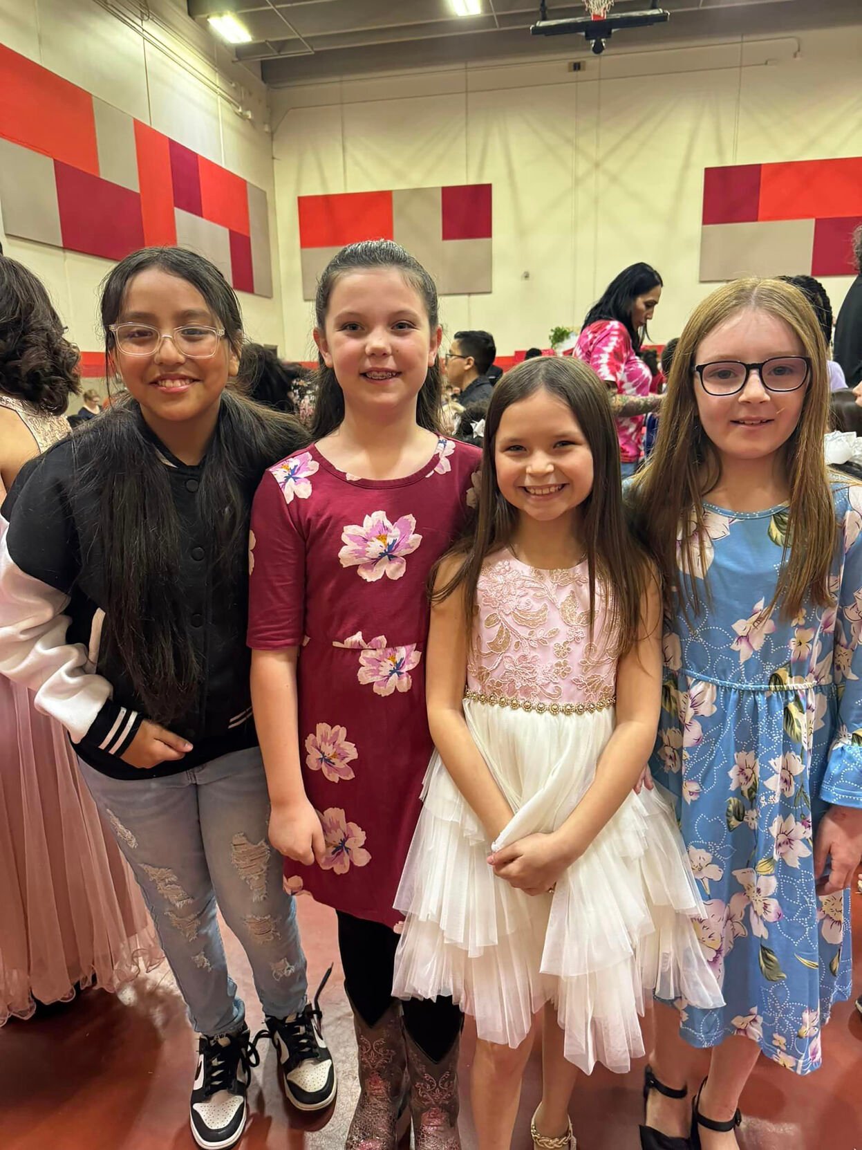 PHOTOS: William B. Travis Elementary School Hosts Annual Sweetheart ...