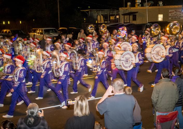 Jefferson, Hallsville get in Christmas spirit with parades, lighting