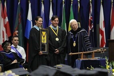 Averett University Honors Four with President’s Medal
