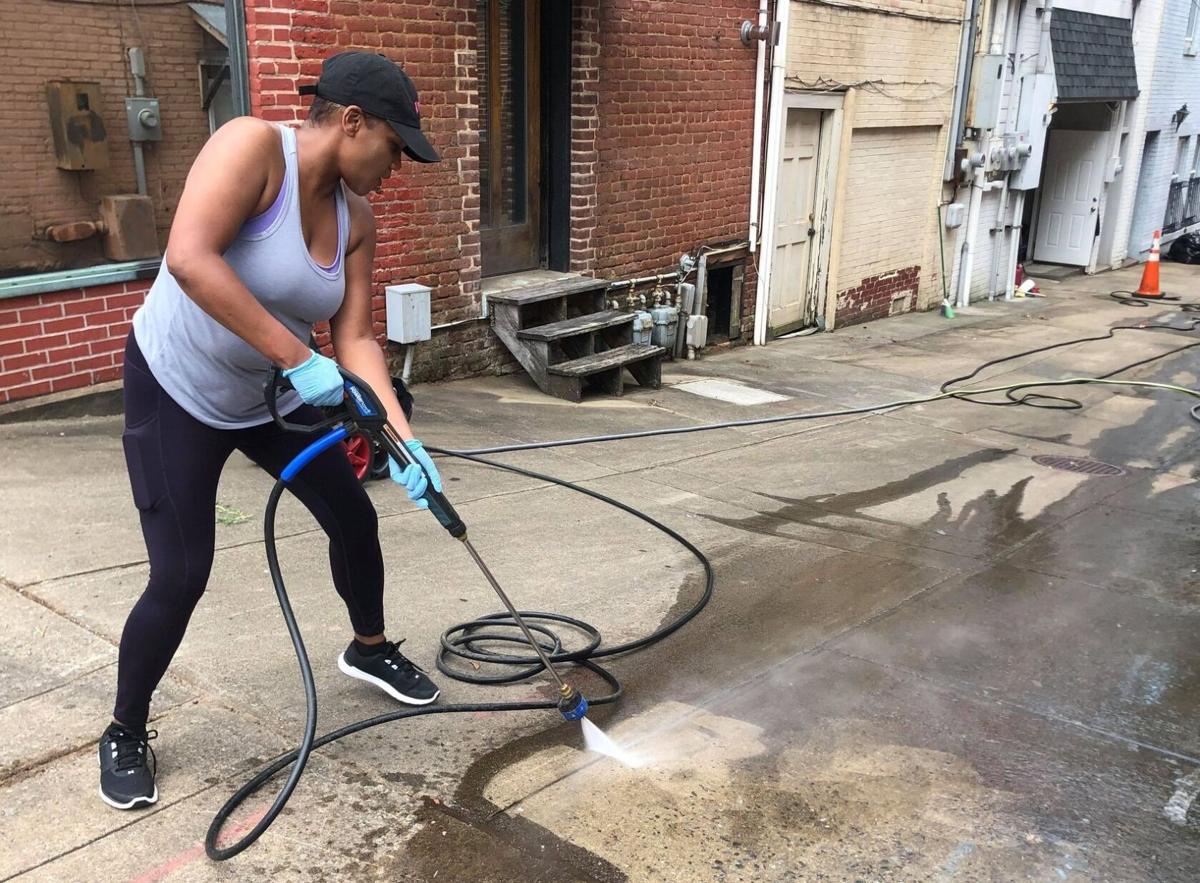 Cleaned Alleyway Is A Start To A Larger Effort To Making Uptown Comfortable And Inviting In Uptown Martinsville Local News Martinsvillebulletin Com Cleaned Alleyway Is A Start To A Larger Effort To Making Uptown Comfortable And Inviting In Uptown Martinsville Local News Martinsvillebulletin Com