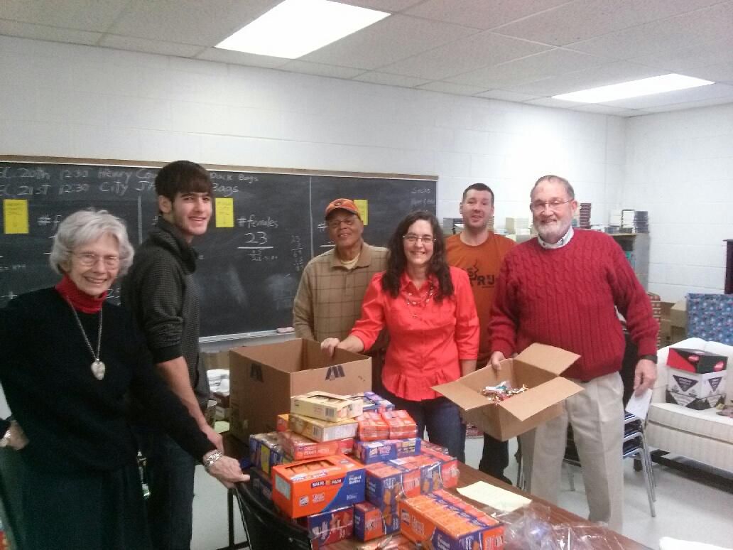 The Gift of Hope Ministries give to local prisoners