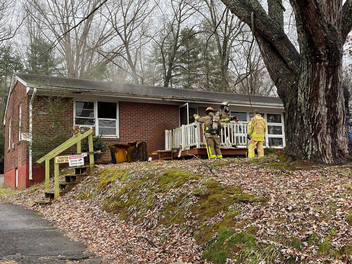 Man found lying in yard outside burning house in Collinsville Local