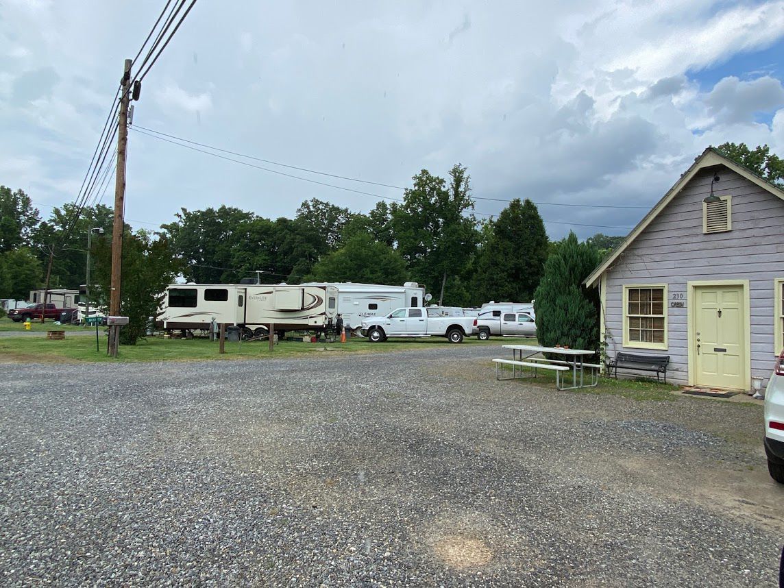 Race day at Martinsville just like any other day this time around