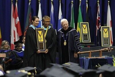 Averett University Honors Four with President’s Medal
