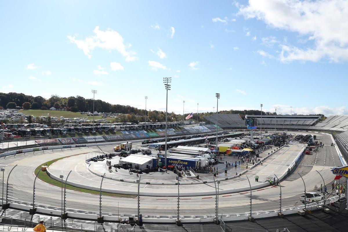 Will The Roar Of The Engines At Martinsville Speedway Seem Louder With No Fans In The Stands Local News Martinsvillebulletin Com