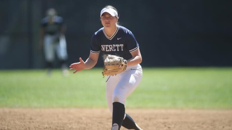 FOLLOW LIVE: Softball faces Bridgewater for pod two finals Sunday at noon